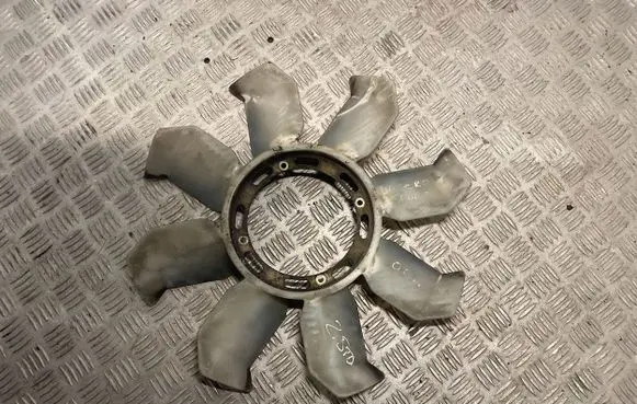 Mitsubishi L200 Viscous fan clutch 