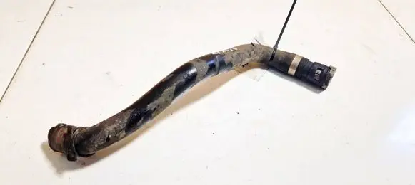 Engine coolant pipe/hose