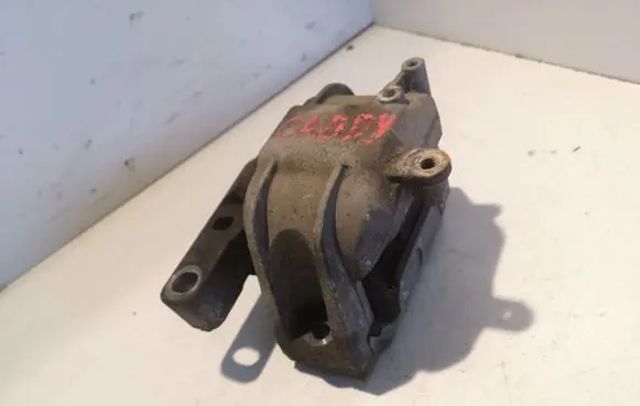 Volkswagen Caddy Engine mount bracket