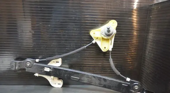 Seat Altea Rear door manual window regulator 