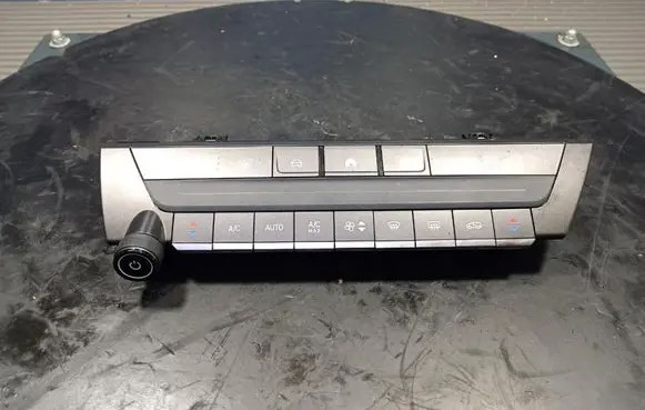 Bedford Astra Air circulation switch 