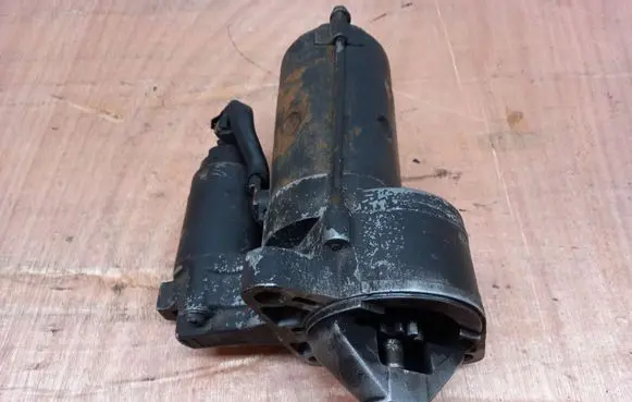 Mazda 323 Starter motor JS3654 061006 109965