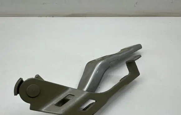 MG ZS Engine bonnet/hood hinges 10457979