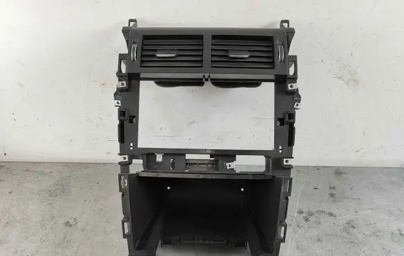 Land Rover Discovery Sport Dash center air vent grill LR072444
