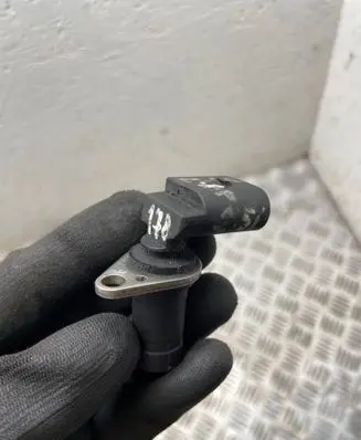 Land Rover Freelander Crankshaft position sensor 