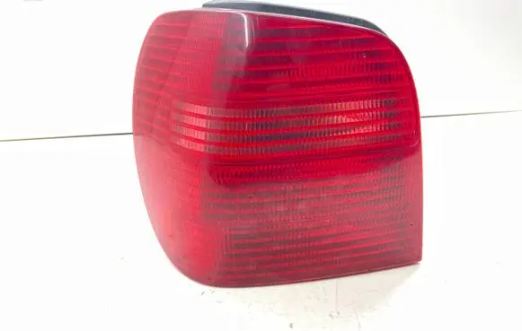 Volkswagen Polo III 6N 6N2 6NF Rear/tail lights