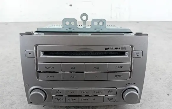 Hyundai i20 (PB PBT) Radio/CD/DVD/GPS head unit 961001J202