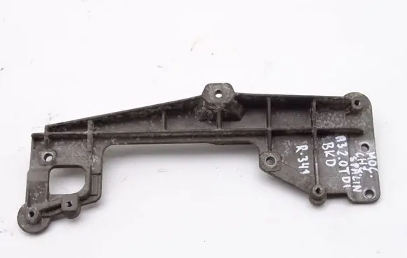 Volkswagen Golf V Engine mounting bracket 03G131159