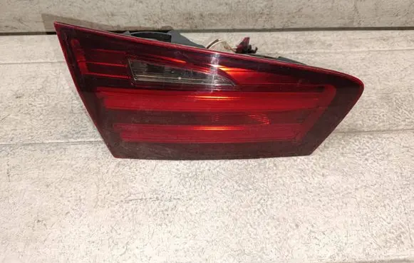 BMW 5 F10 F11 Tailgate rear/tail lights 720322706