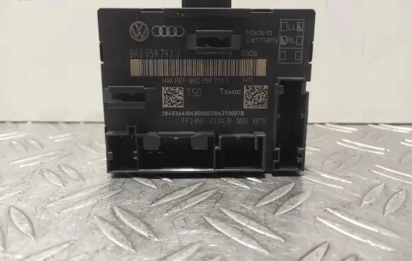 Audi Q5 SQ5 Door control unit/module 8K0959792J