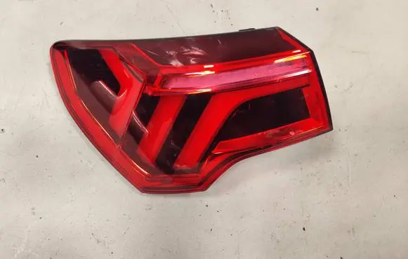 Audi Q3 F3 Rear/tail lights 83A945091