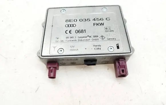 Audi Q7 4L Antenna control unit 8E0035456C 09104112