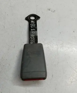 Mazda 3 I Front seatbelt buckle awfa5f4a6w98
