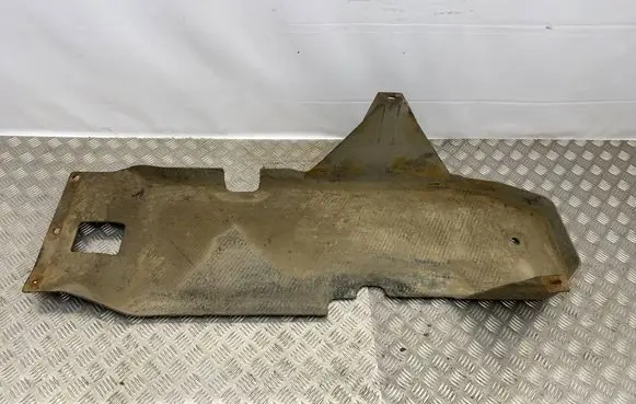 Chevrolet Blazer Engine splash shield/under tray 