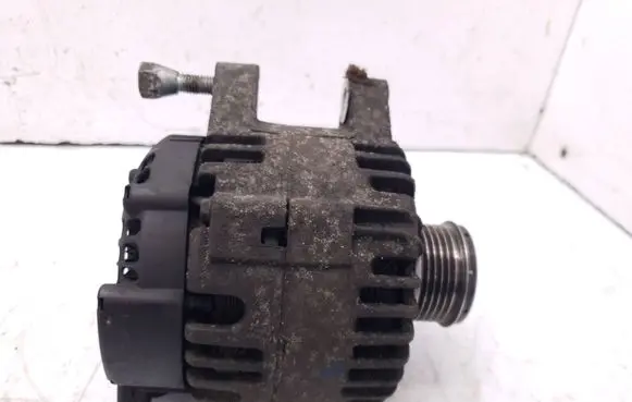 Citroen C5 Generator/alternator 9646321780 2542693A TG15C020