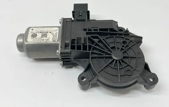 Volkswagen PASSAT B8 USA Rear door window regulator motor 561959812C 402747F 0401551T14
