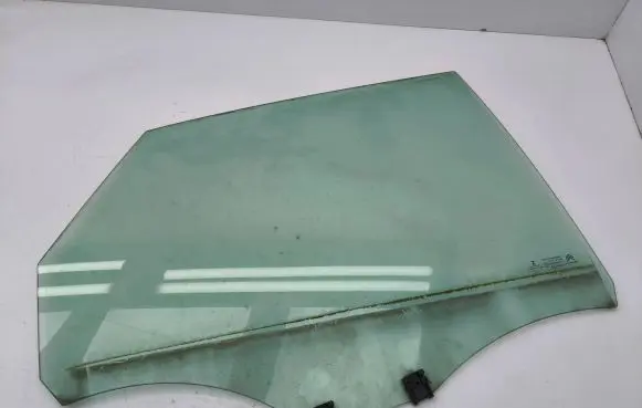 Citroen C4 II Picasso Rear door window glass