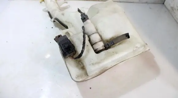Chrysler Sebring (JS) Windshield washer fluid reservoir/tank