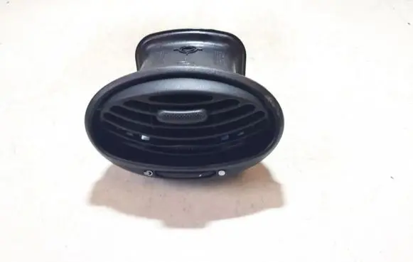 Ford Focus Dash center air vent grill 98ab19893 01b1ar66za