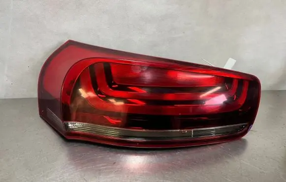 Citroen C4 II Picasso Rear/tail lights