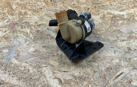 Thermostat/thermostat housing