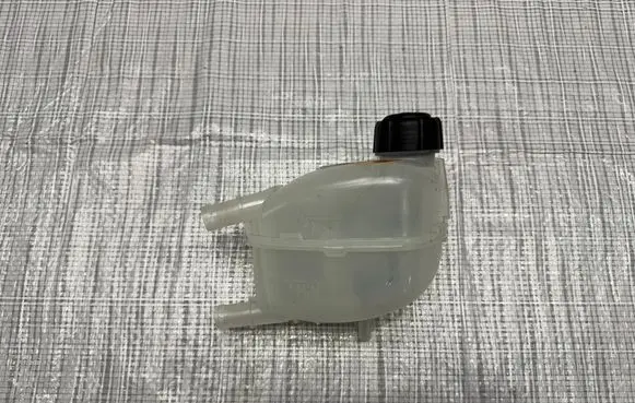 Renault Kangoo II Coolant expansion tank/reservoir