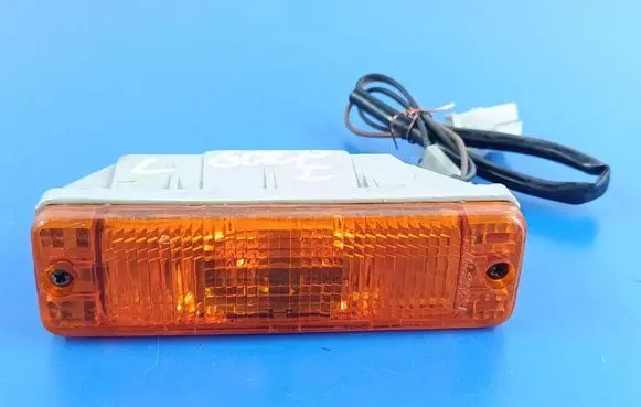 Volkswagen Golf I Front indicator light 
