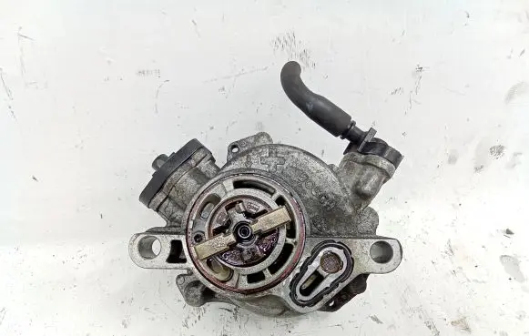 Vacuum pump