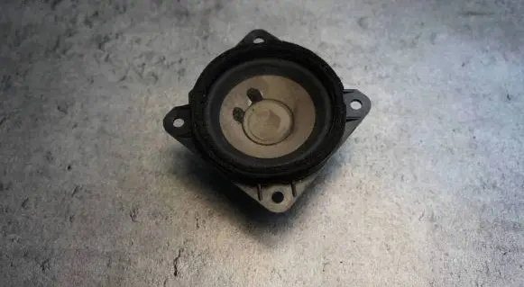Infiniti Q70 Y51 Parcel shelf speaker 281531JA0A