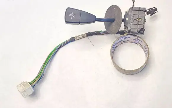 BMW 3 E36 Indicator stalk 13932824 011003