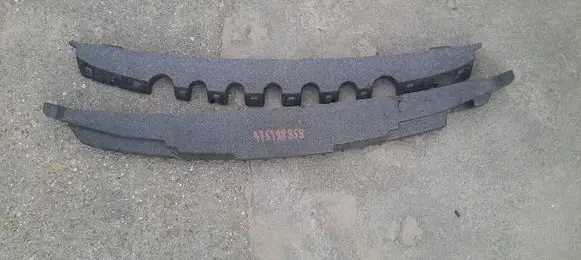 Opel Crossland X Front bumper foam support bar 475498858 ouhn86556