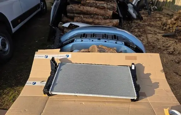 Mini One - Cooper F56 F55 Coolant radiator 7644302
