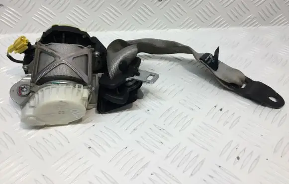 Mercedes-Benz R W251 Third row seat belt A2518600685