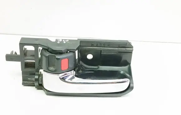 Toyota Corolla Verso E121 Front door interior handle 