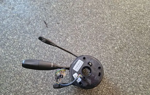 Chrysler 300 - 300C Wiper turn signal indicator stalk/switch