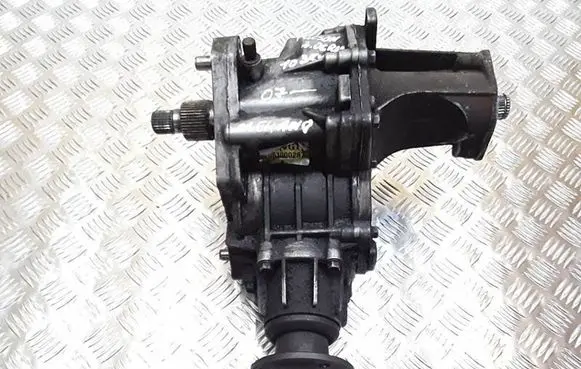 Hyundai Tucson JM Gearbox transfer box case JMVGT