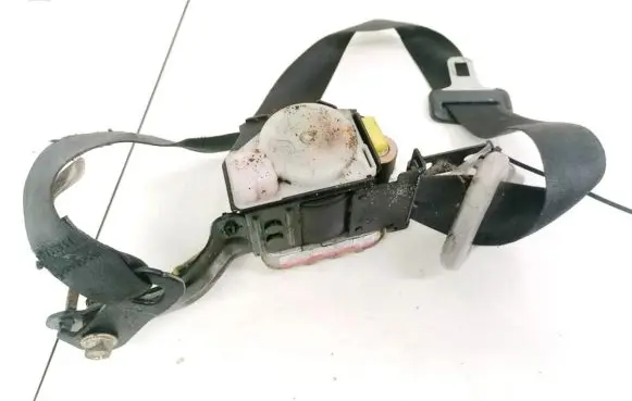 Subaru Legacy Front seatbelt