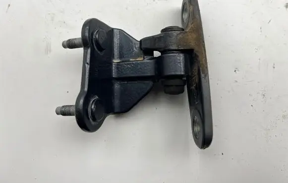 Mercedes-Benz E W212 Rear door upper hinge 