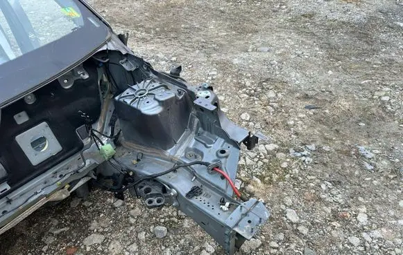 Front quarter panel