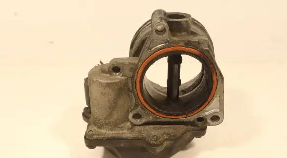 Volkswagen Touran I Throttle body valve 03G128063A
