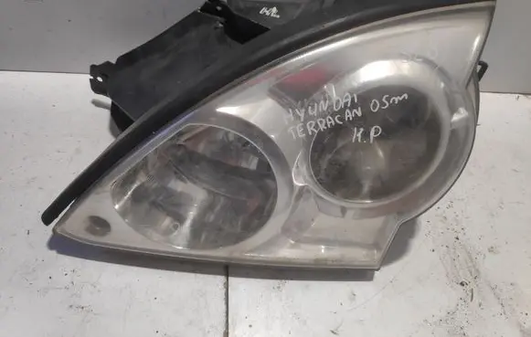 Hyundai Terracan Headlight/headlamp 92101H1XXX