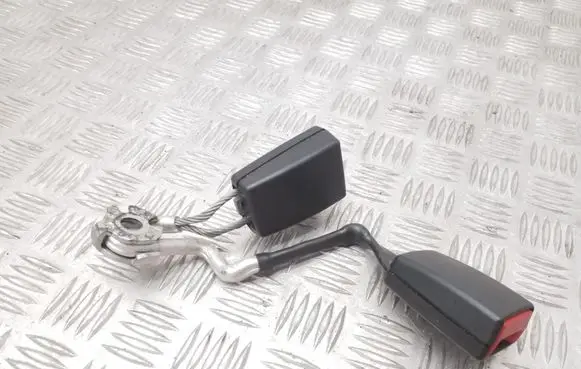 Audi A3 S3 A3 Sportback 8P Middle seatbelt buckle (rear) 8P0857739C