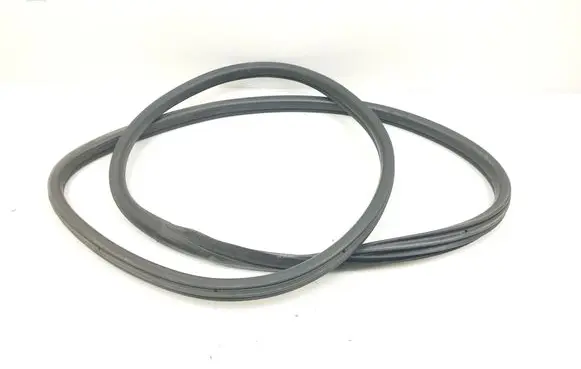 Citroen DS5 Front door rubber seal 
