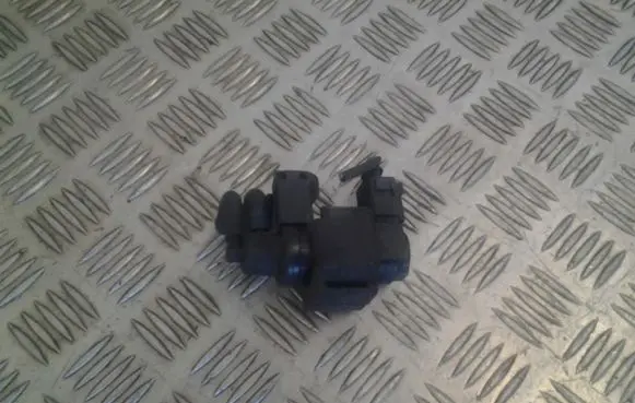 Audi A4 S4 B7 8E 8H Turbo solenoid valve 059906628B