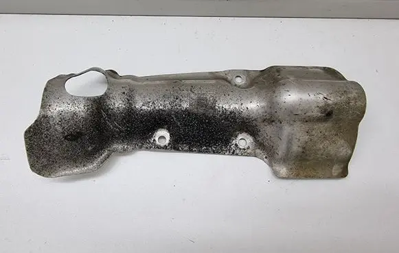 BMW 5 F10 F11 Heat shield in engine bay 32106790911 6790911