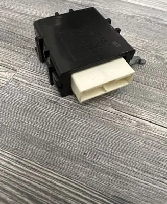 Toyota C-HR I Window wiper relay 85940F4010