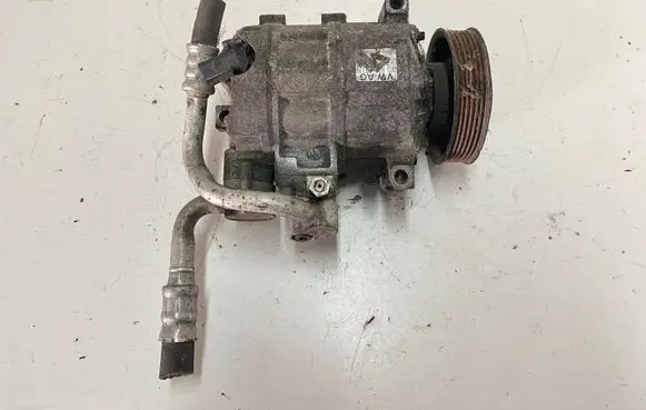 Volkswagen PASSAT B6 Air conditioning (A/C) compressor (pump) 1K0820803N