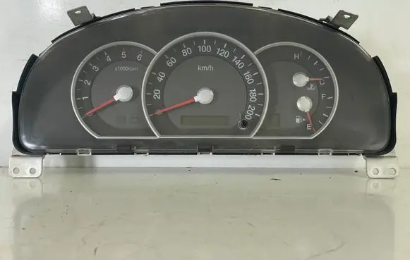 KIA Sorento Speedometer (instrument cluster) 940133E240
