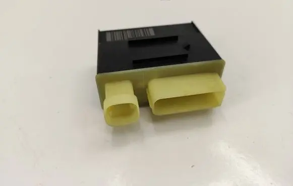 Peugeot 5008 II Coolant fan relay 9801916680 018010955