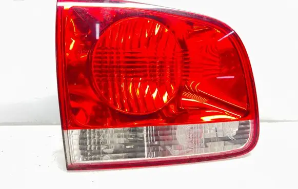 Volkswagen Touareg I Tailgate rear/tail lights 28269003